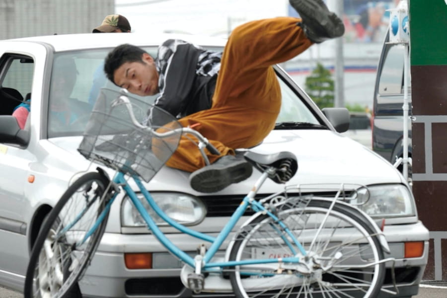 自転車走行に伴う交通事故の再現